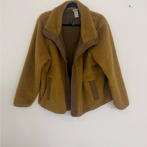 L.L. Bean Jackets & Blazers - L.L Bean Sherpa Fleece Jacket Color Antique Gold Women’s Size 2XL